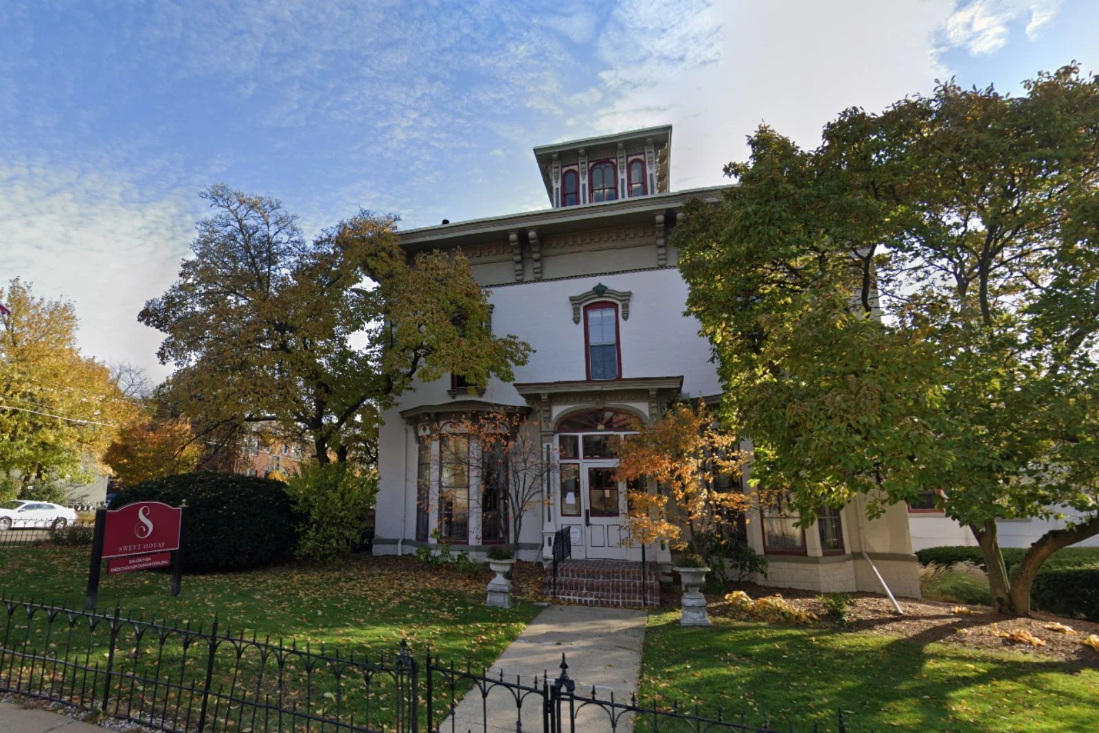 Historic Sweet House in Grand Rapids Earns State Recognition, image size:1600x1067