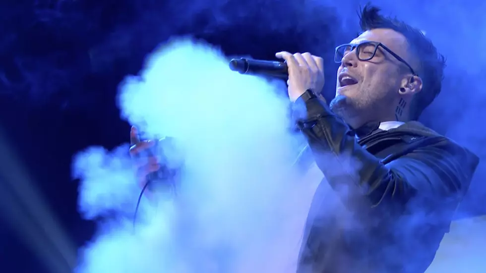 Starset Send ‘Satellite’ Into Orbit, Rock ‘Ricochet’ – 2017 Loudwire Music Awards