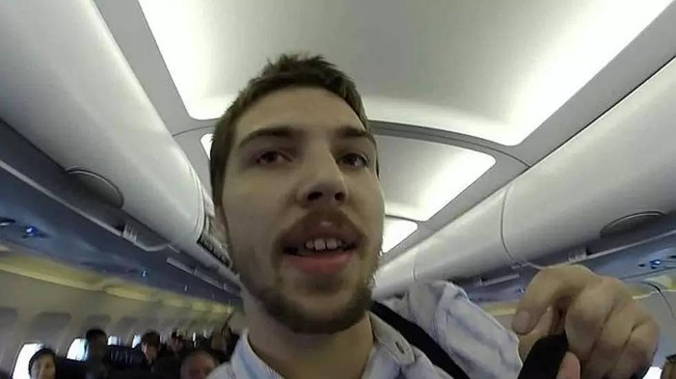 Free Beer & Hot Wings: TSA Tries to Screen Airline Passenger After Flight [Video]