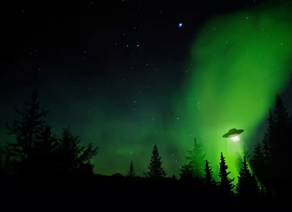 Was There Really a UFO Sighting in New Jersey, Or is This a Blimp?