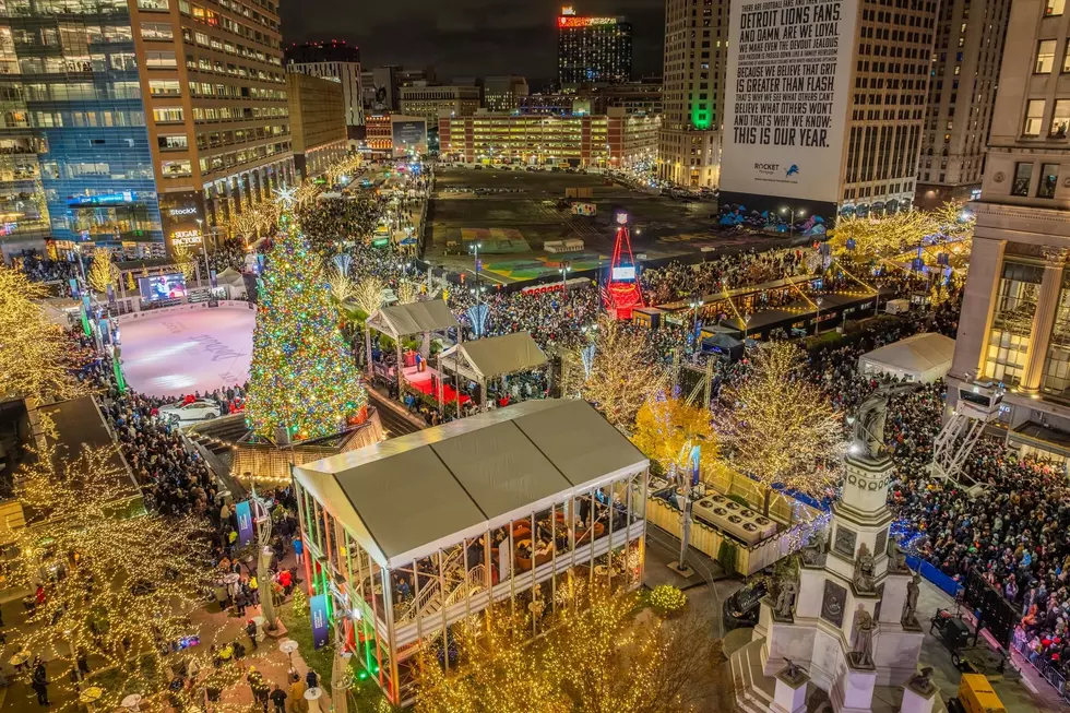 10 Must-See Christmas Tree Displays Across Michigan