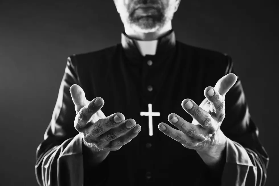 Grand Rapids Priest Allegedly Gives Nazi Salute