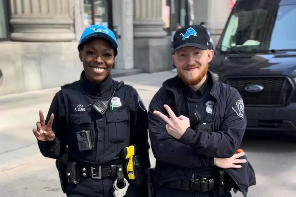 Detroit Police Are Wearing Lions Gear To Support A Playoff Run