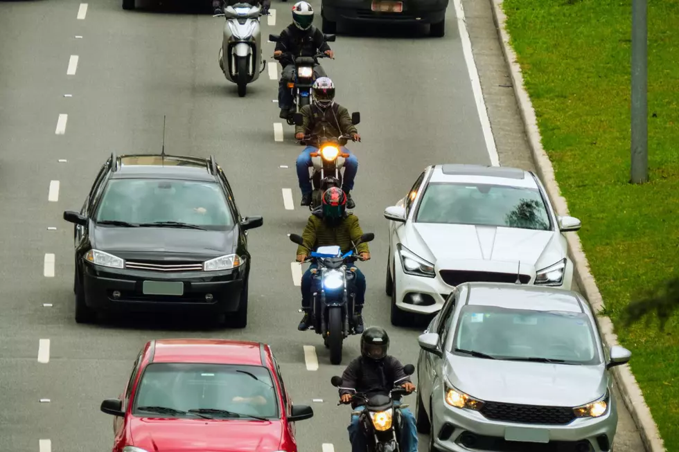 What is Lane Splitting and is it Illegal in Michigan?