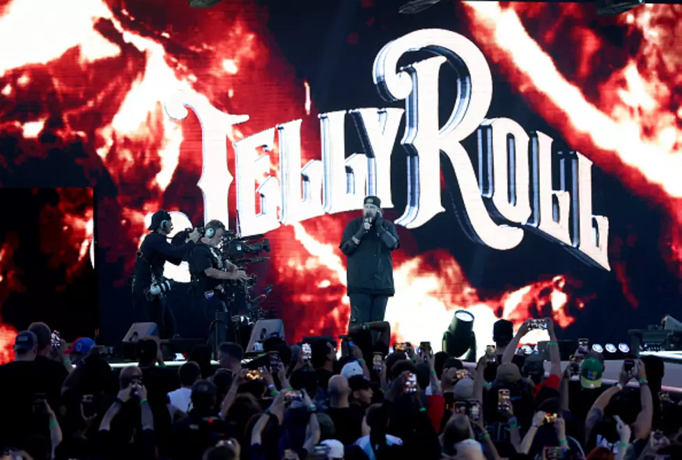 Jelly Roll Once Played a Show at This West Michigan ‘Dive Bar’