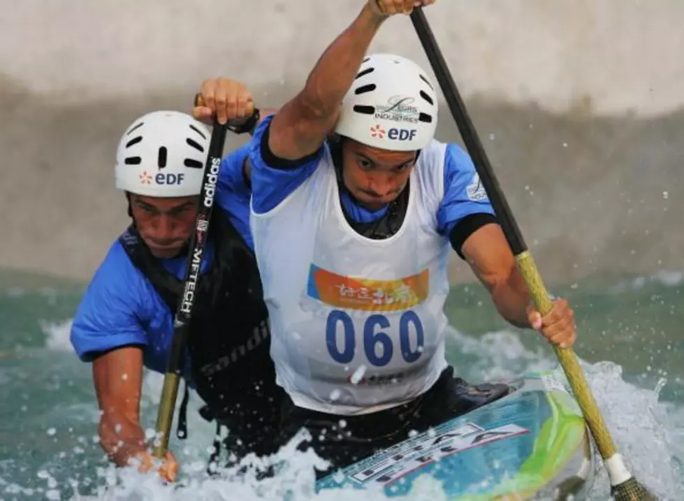 Two-Day Canoe Racing Event is Coming to the Rogue River